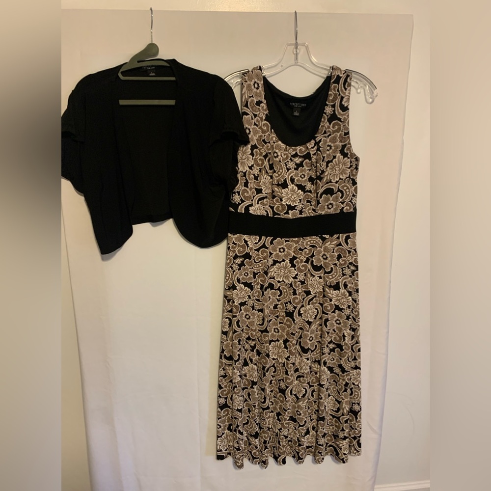 Women’s sleeveless dress with optional short sleeve jacket